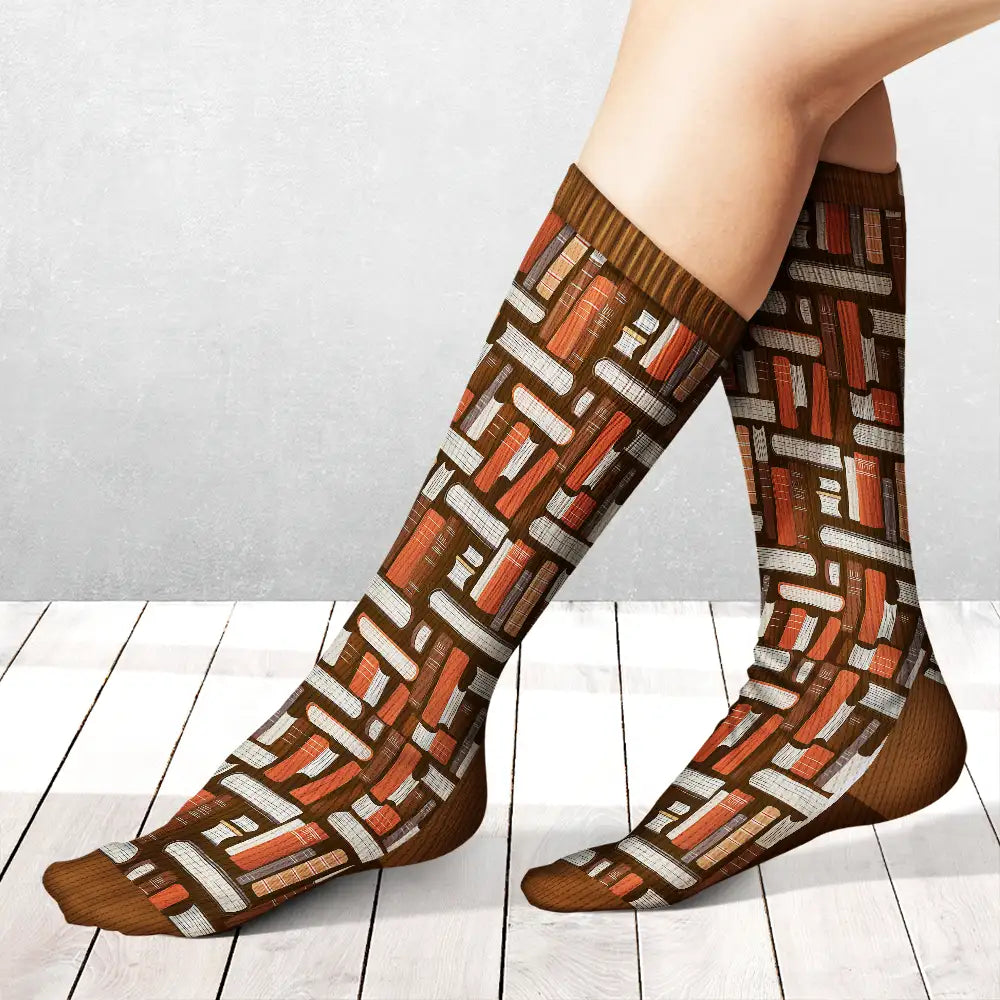 Shhh I'm Reading - Personalized Socks - Image 2